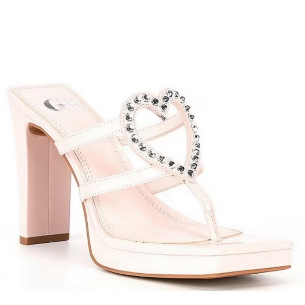 Gianni Bini Women's heart heels